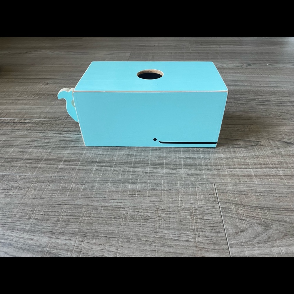 Kleenex box cover